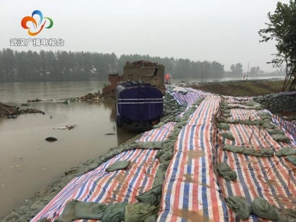 机修车|“雨不停，我们就战斗不止”