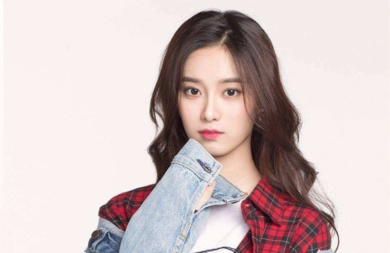  花路|力挺徐艺洋的黄子韬也算拼了，直接发文：你的花路现在才刚开始