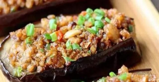  炒出香味|美食精选：肉末烤茄子、秋葵厚蛋烧、红焖羊肉山药、油焖青椒