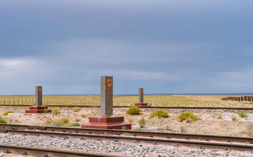 风雨雷电|贝子庙+中蒙边境+草原露营 乌珠穆沁 风雨雷电绿浪秘境行路书