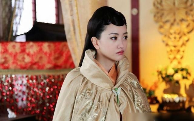 杨蓉|她被于正批“太懒”,进圈24年依旧不火,为何39岁还能片约不断?