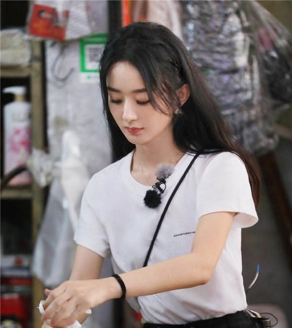  飞行嘉宾|《中餐厅》4首发嘉宾亮相发布会，网友：光看嘉宾阵容就追定了！