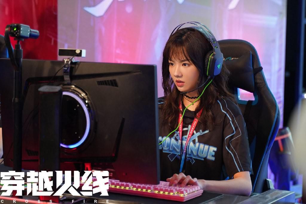  首播|鹿晗吴磊《穿越火线》今晚首播，跨时空电竞追梦找回逝去的青春