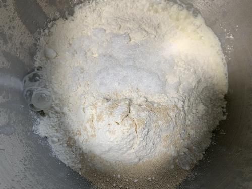  小面包|全家的最爱无黄油的小面包，口感松软，做三明治简直太好吃了