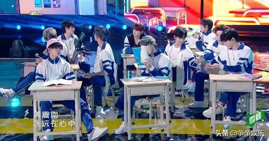  火箭少女|陈卓璇提问：R1SE男团为什么不叫202，张颜齐：我们不配