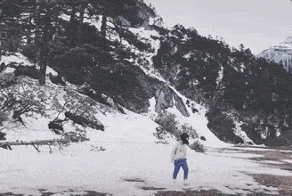  爸爸|94年单亲爸爸带女儿骑行拉萨惹争议，71天走了4139公里：“宝贝，我想送你星辰和大海！”