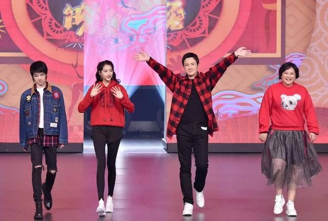 观众们|《跑男8》正式开工,蔡徐坤baby黄明昊出场,扮相值得期待