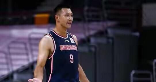  豪横|豪横的广东队！广东前三节落后原因找到，杜锋：不是奔着纪录去的