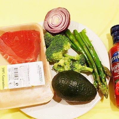  沙拉|金枪鱼牛油果沙拉