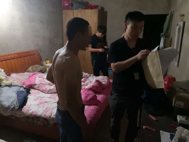 终于|垄断杭州一服装市场货梯,强行收取拉包费,这帮人终于被抓了