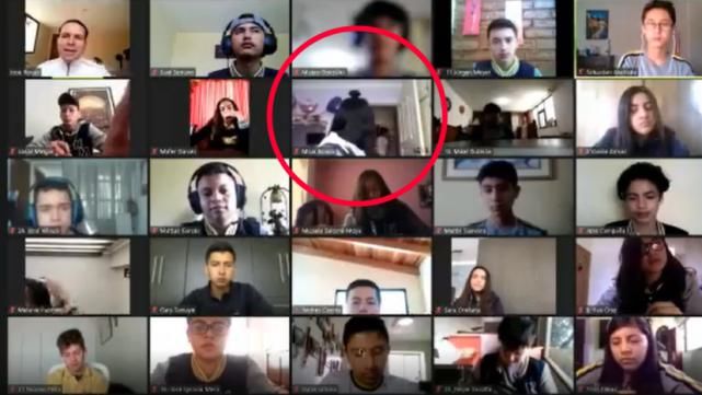 镜头|女学生上网课时被入室打劫，视频镜头记录下一切，老师和同学都看着