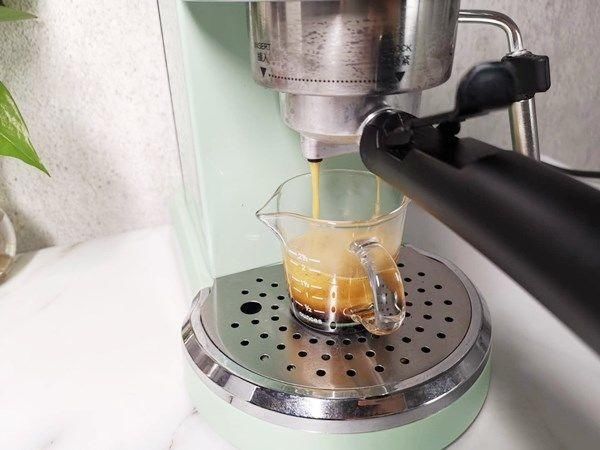  咖啡机|代餐巧搭配，有饼干水果，牛奶和咖啡，味好料多这杯管饱