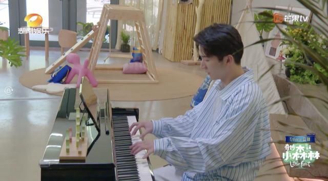  带娃|许佳琪谢可寅资源不错呀，成团首个综艺就去了芒果！