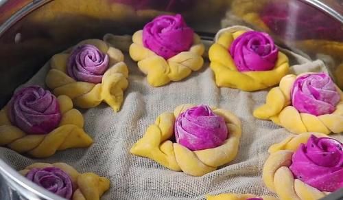 火龙果|南瓜配火龙果,你没试过的新做法,好吃极了