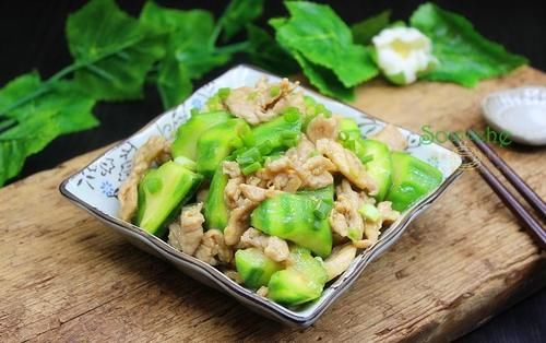 香味|进入8月,吃红豆绿豆都不如吃这瓜,加肉炒鲜香味美,营养全面