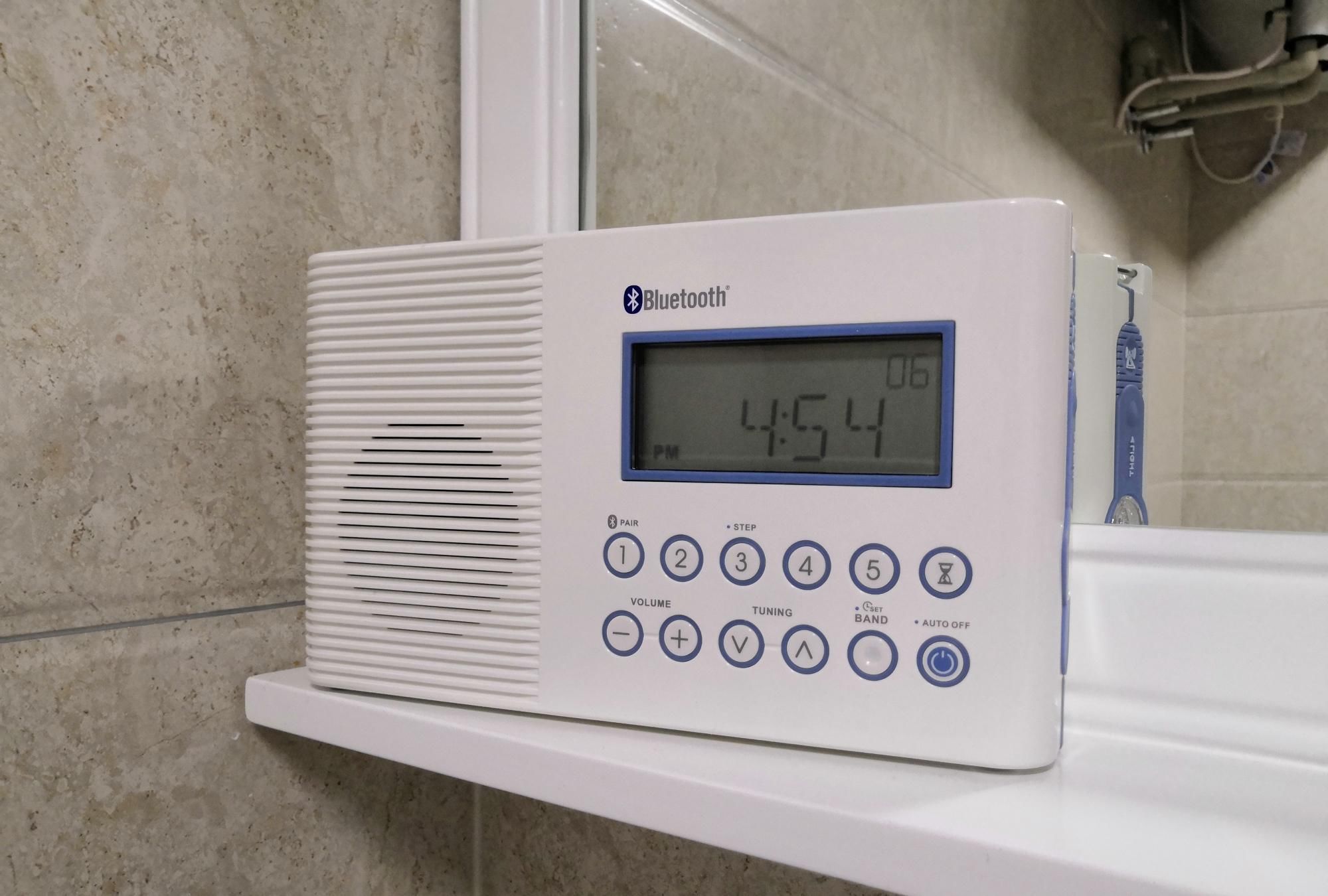 收音机|机评译介原创:山进H202C浴室收音机评测