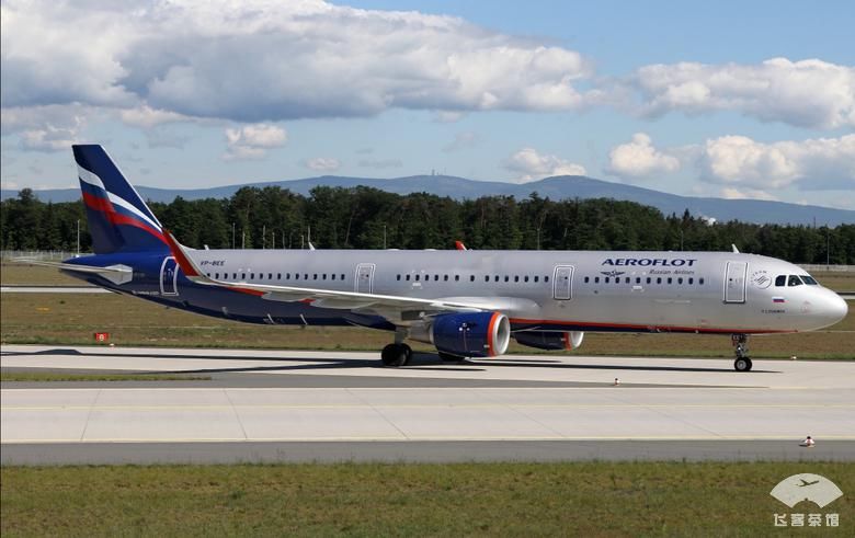 好看|拔草俄航95周年彩绘机！外观和机舱超好看，难怪有近9成上座率