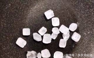 简单|排骨就是这样。营养丰富,味道鲜美。很简单。太好吃了。今晚,米饭不够