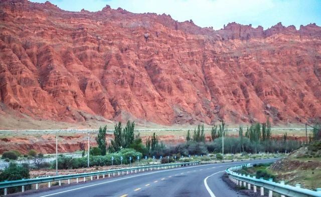  仙境|一生必走一次的“英雄之路”！逃离城市，驶入油画仙境