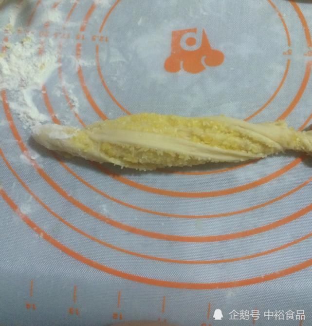 面粉|松软美味！香甜椰蓉面包