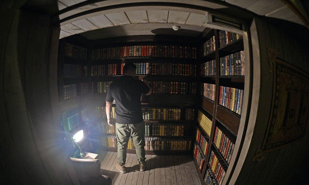  崩哭|郭麒麟曾放屁崩哭自己，胆子小还敢参加《密室2》，真是太搞笑了