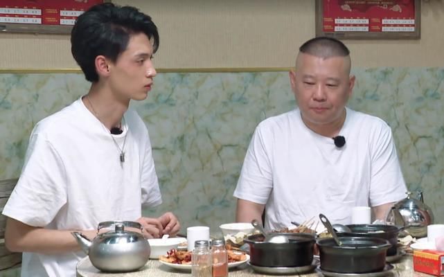  郭德纲直接|直接给冠军算了！德云斗笑社引发吐槽，郭德纲各种内定被指不公平