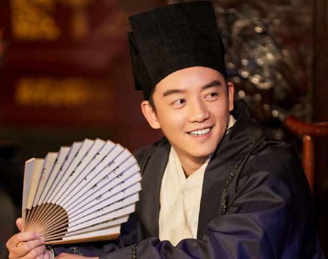  郑恺|郑恺受到《奔跑吧》节目组不公平对待却选择隐忍，因为认清了现实