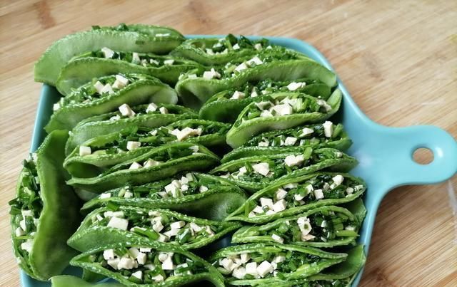  韭菜|扁豆这样吃太美味了，搭配韭菜和豆腐，炸一盘香喷喷的扁豆盒子