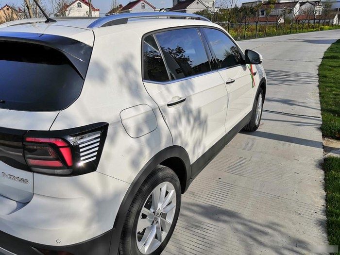  配置都|什么红的黄的紫的黑的，都不如我的白色途铠最亮眼！