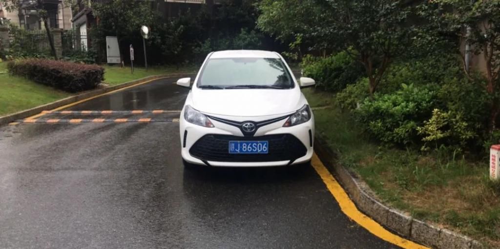 占用|?持续曝光！萍乡又一批私家车占用消防车通道