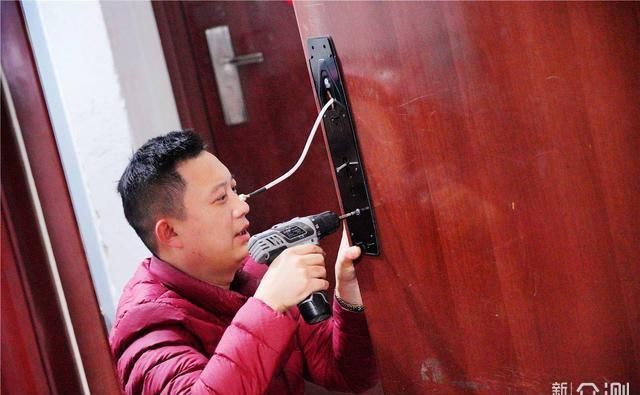 锁体|我的第一款脸部识别智能锁，效果有点意外哦！