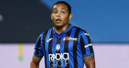  里尔|亚特兰大前锋穆里尔家中不慎摔倒，头部受伤已送往医院治疗