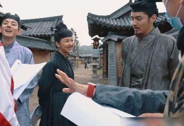  吴亦凡|从争番位到顺利杀青，杨紫搭档吴亦凡，《青簪行》能否大爆？