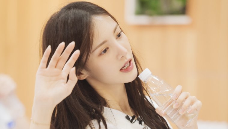  关注|《浪姐》公布新排名，白冰孟佳票数垫底，我却在关注“黑马”金晨