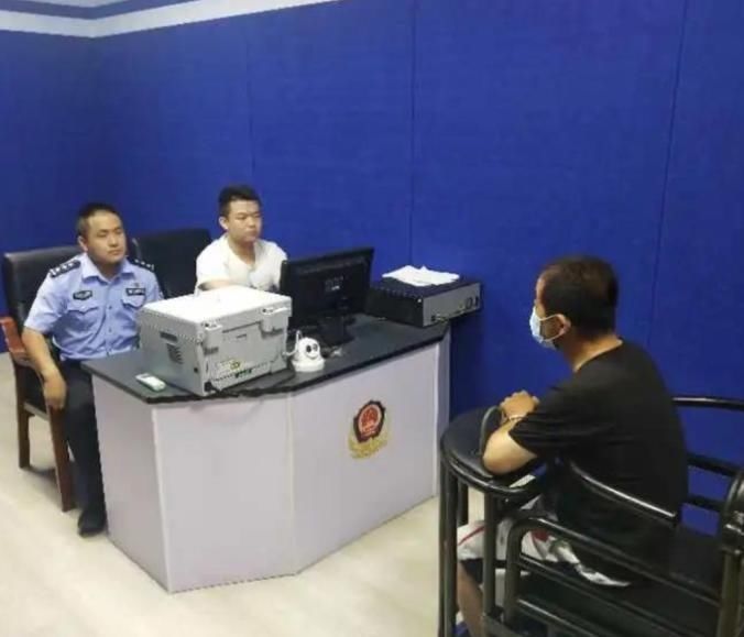 刑拘|男子冒充“警察”专到城乡接合部罚款被刑拘