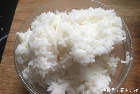 大厨|炸萝卜丸子,别加淀粉了,大厨分享1招技巧,外酥里嫩放凉也不硬