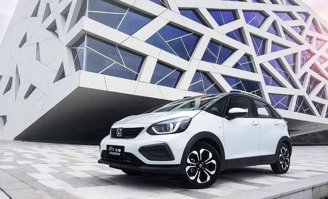 后浪|后浪们，你们会是新一代“揸FIT人”吗？