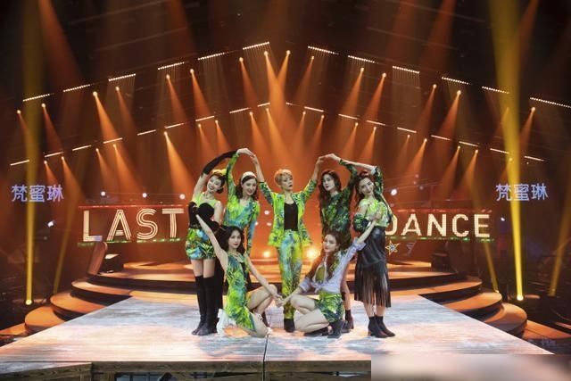  那种|乘风破浪的姐姐明晚直播成团，张杰蔡徐坤乐华七子惊喜助阵！