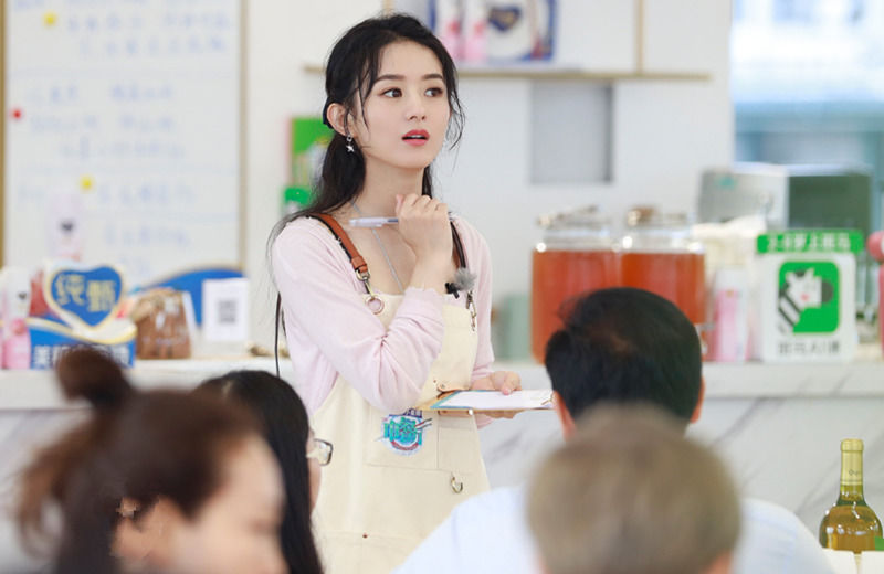  乘风破浪|《乘风破浪》竟有第二季？黄晓明邀请赵丽颖参加，被拒绝表示害怕