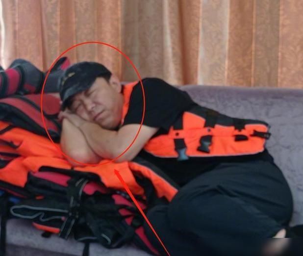  邓超|神仙阵容！邓超鹿晗陈赫新综艺，黄渤惊喜加盟，鹿晗肤色却成亮点