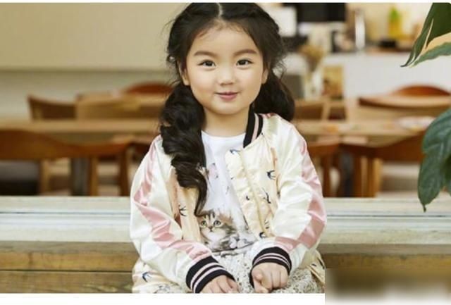  记得|还记得《爸爸去哪儿》的阿拉蕾吗？因太可爱被禁止整容，如今这样