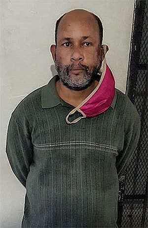  女孩|男子掐死邻居家的9岁女孩，把尸体和石块装在一起沉入大海