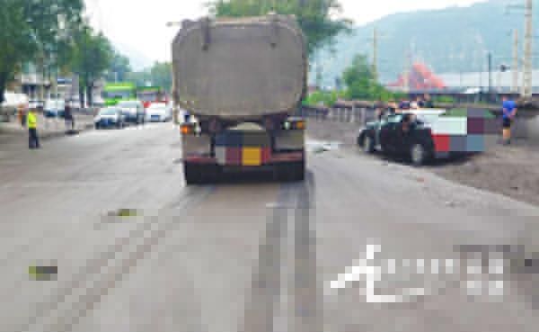  柳林|柳林交警：迅速出警 紧急救援