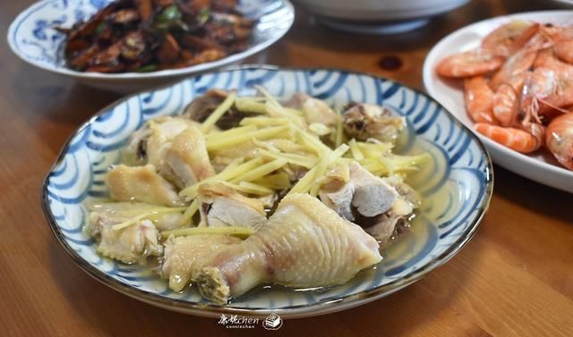  一家人|入秋了，这样做午餐清淡营养不秋燥不上火，2荤2素一家人吃得满足