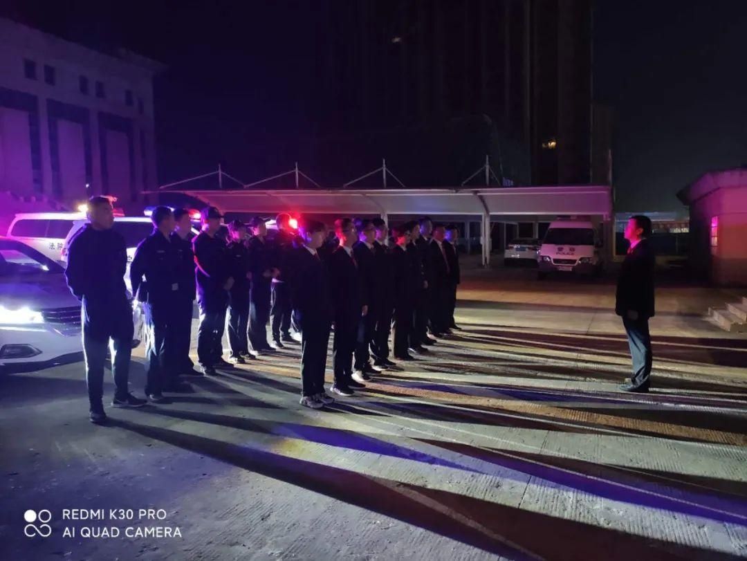 法院|醒醒，别睡了！