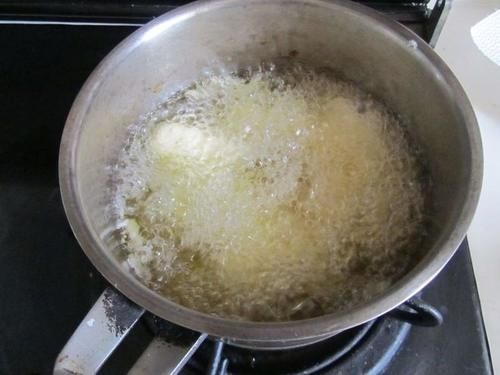 做法|脆炸牛奶的做法,地道小吃在家也能做,外酥里嫩,吃一口就上瘾!