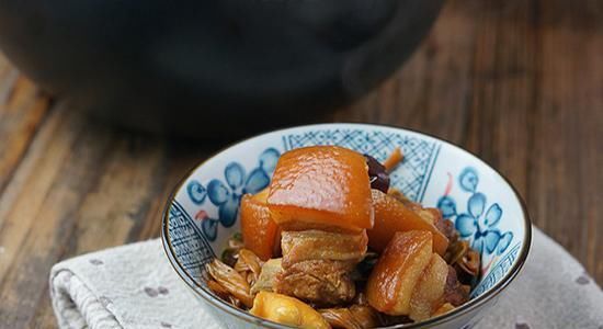  金针菜|美食严选：话梅猪蹄，肉片炒素鸡，缤纷拌菜，金针菜炖五花肉