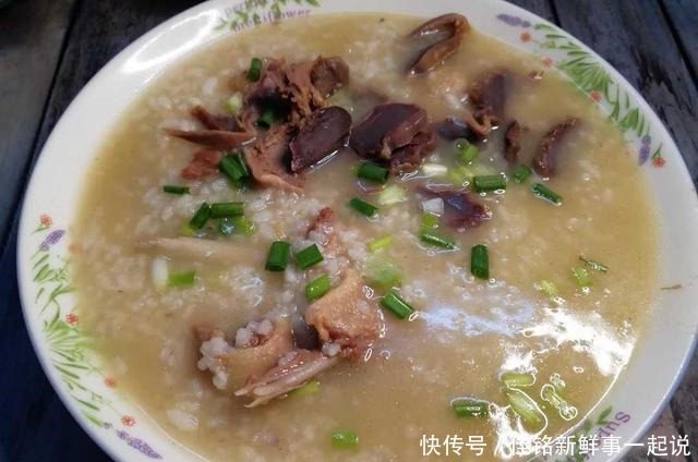 父亲|鸭仔粥,一只鸭子在人类饭桌上,最后的呈现