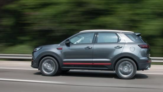 蓝鲸|恬静身躯下的澎湃心脏——长安CS55PLUS蓝鲸版试驾