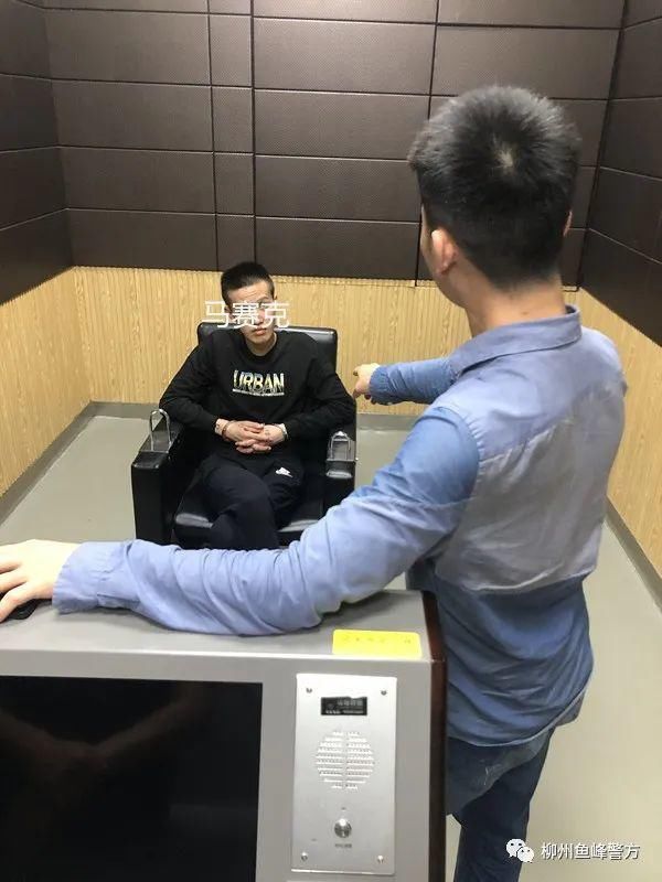民警|利刃行动丨朝发夕破，夕发朝破！蜀黍打击违法犯罪不打烊！
